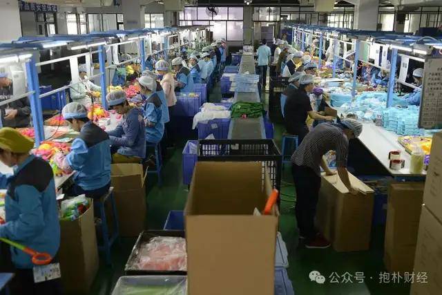 电话客服偷拍客户名单给同学 被宇通索赔11万元